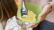 Cum poți prepara vopsea pentru părul blond, chiar la tine acasă! Trucul eficient pentru toate doamnele care își doresc să economisească bani