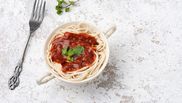 spaghete cu sos de rosii