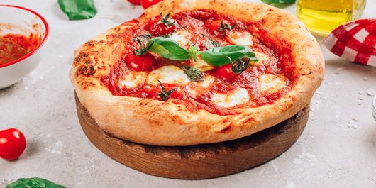 Pizza cu mozzarella. O alegere mai sănătoasă de pizza!