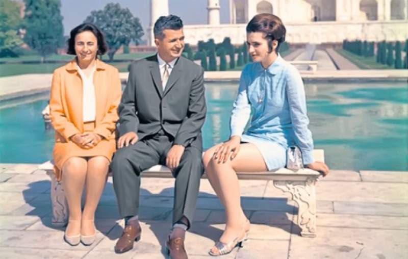 Zoe alături de familie
