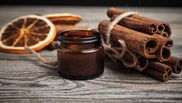 Modalitatea prin care doamnele pot obține odorizant de cameră natural! Trucul natural, pentru ca locuința să aibă o mireasmă de scorțișoară