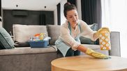 Soluția de curățenie puternică din ulei de cocos și oțet, ideală pentru casa ta. Trucul care va curăța mai bine suprafețele