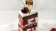 tort de ciocolata cu cirese