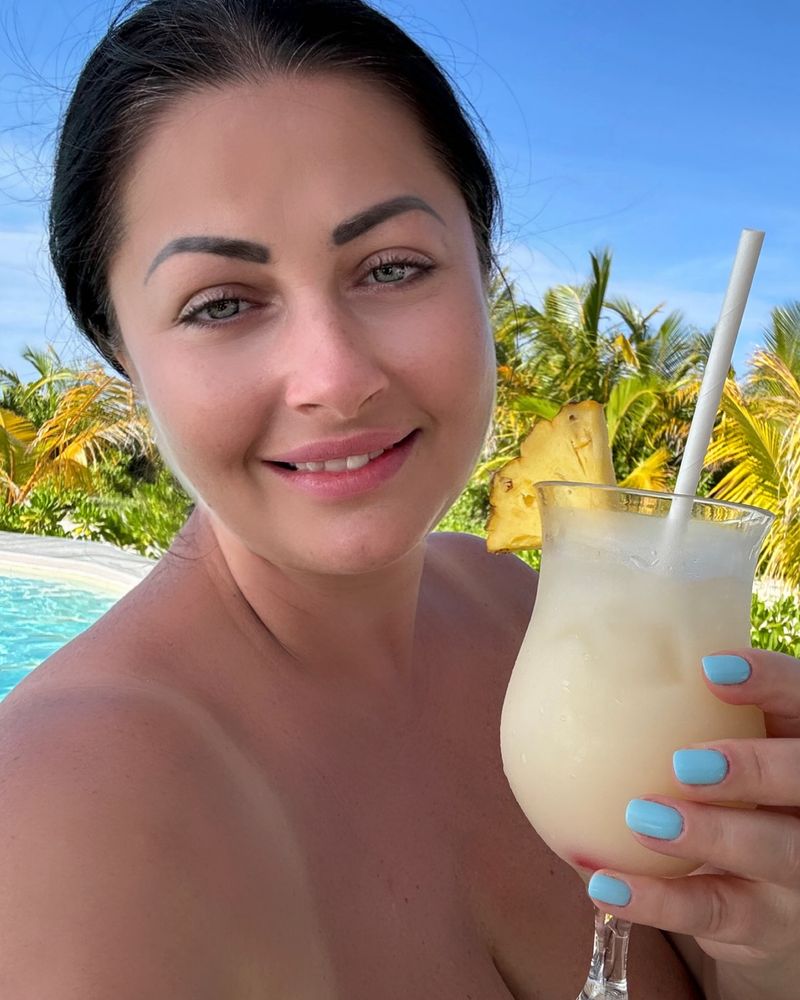 Gabriela Cristea a scos din buzunar o sumă frumoasă de bani pentru a se relaxa pe o plajă din Maldive