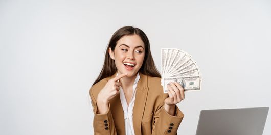 Horoscop Peşti Ianuarie 2024. Nativii Peşti obțin oferte profitabile