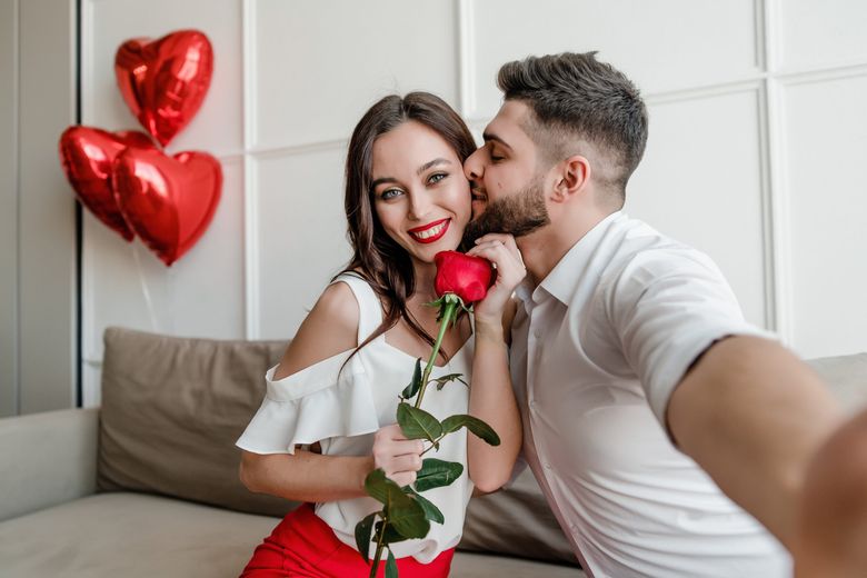 Zodiile care primesc semne de îndrăgosteală la începutul anului 2024