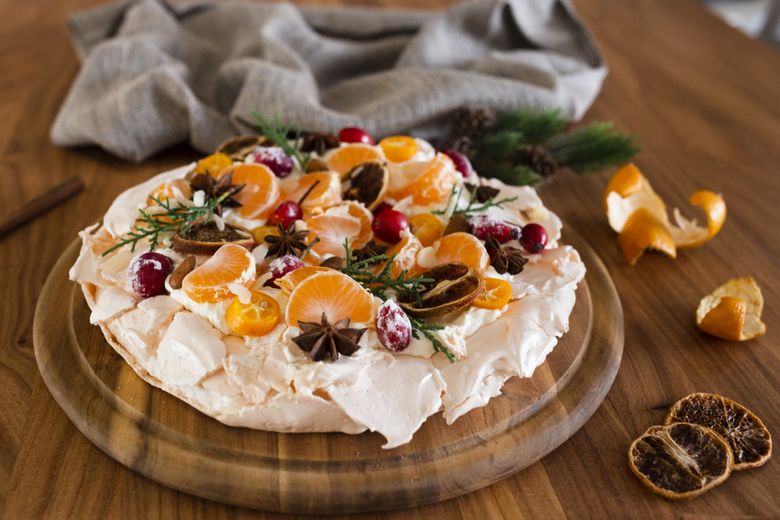 Cine a inventat Pavlova. Care este povestea din spatele acestui delicios desert