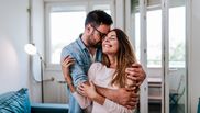 De ce ne îndrăgostim atât de ușor? 9 motive clare susținute de psihologi 