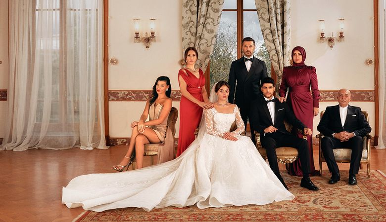 In aceasta seara, premiara serialului “O dragoste”, de la ora 20:00, la Kanal D! In aceasta seara, premiara serialului “O dragoste”, de la ora 20:00, la Kanal D!