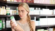 Care este modul corect de verificare a termenului de valabilitate pentru cosmetice