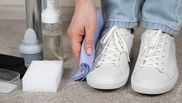 Cum să curățați pantofii din plasă sau pânză