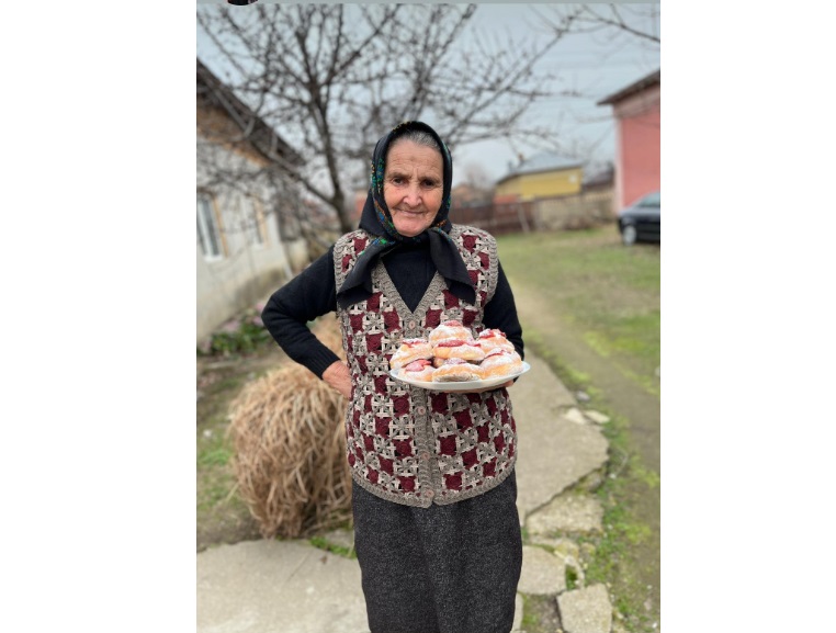 Rețeta de gogoși cu căpșuni a bunicii Gherghina de pe TikTok