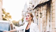 10 idei de ținute luxoase pentru doamnele chic