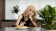 Ce se întâmplă în corpul tău dacă mănânci doar o dată pe zi