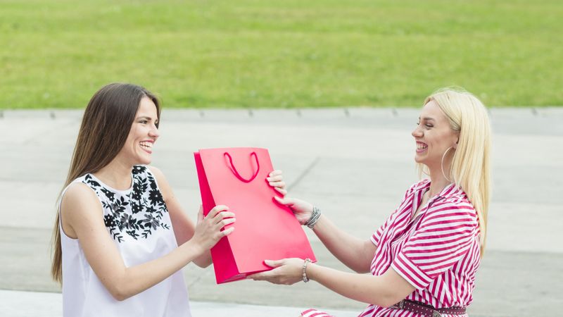 Iată ce nu trebuie să spui celor din jurul tău