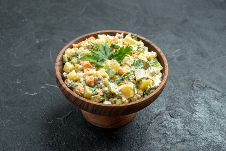 Rețetă de salată orientală cu maioneză. Ce să mai adaugi pentru un gust desăvârșit