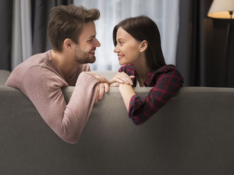 10 fraze romantice pe care femeile vor să le audă