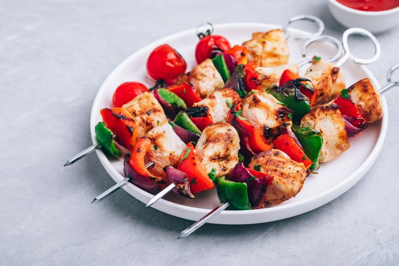 Frigărui de pui cu legume retete de gustare