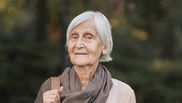 Cu ce să te îmbraci pentru a arăta tânără, chiar și după 60 de ani