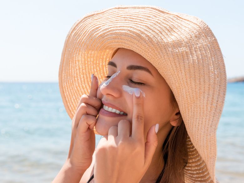 Care este cantitatea de cremă SPF pentru a asigura o protecție adecvată 