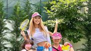 Andreea Bălan a făcut o comparație între programul său din perioada Andre și programul fiicelor sale. Cele două fetițe îi calcă de urme mamei lor