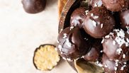 praline cu glazura de ciocolata