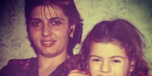 Cucerește în fiecare seară publicul de televiziune. Nu o să-ți vină să crezi cine este actrița din imagine   