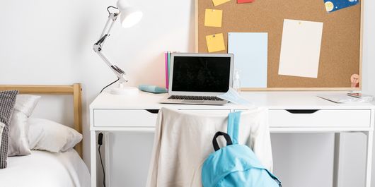 Transformă-ți spațiul: 5 sfaturi practice pentru îmbunătățirea locuinței studențești
