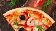 pizza cu somon si creveti