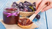 Cât zahăr pune Gina Bradea la un kilogram de prune, pentru a face cel mai gustos gem de prune