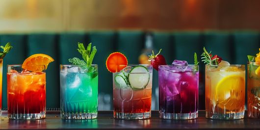 Cum să pregătești cocktailuri fără alcool. Rețete pentru băuturi răcoritoare, ideale pentru vară