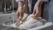 La ce temperatură se spală încălțămintea. Modul în care se curăță corect