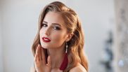 Cum să porți rujul roșu ca mireasă? Sfaturi utile pentru miresele îndrăznețe 