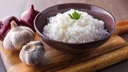 Rețete de orez. Aromatizează acest preparat și oferă-i un gust spectaculos!