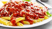 6 rețete de sosuri pentru paste, inspirate din bucătăria italiană 