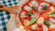 pizza cu mozzarella