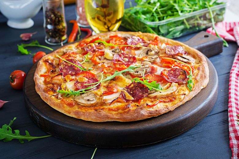Pizza cu pui retete pentru cina