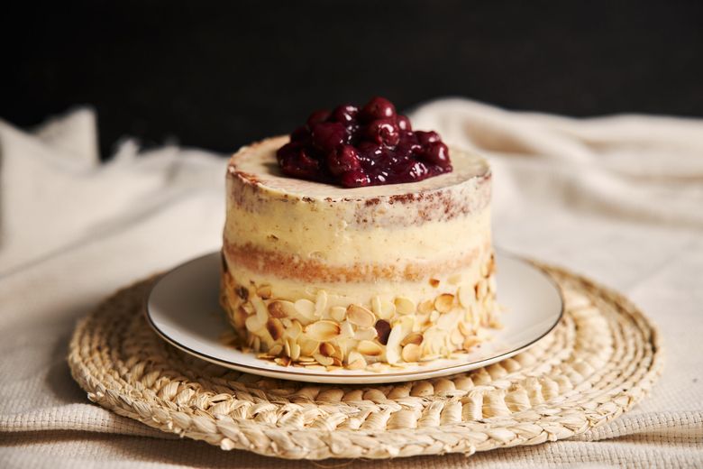 mini tort cu dulceata de visine