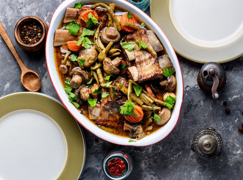 tocanita cu carne de vita si legume