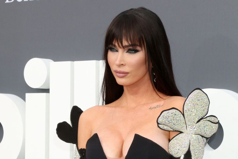 Megan Fox este însărcinată. Megan Fox este însărcinată.