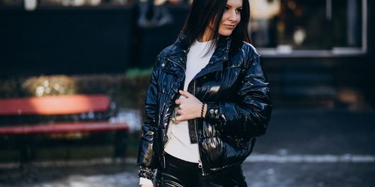 5 ținute cu care să combini pantalonii de piele