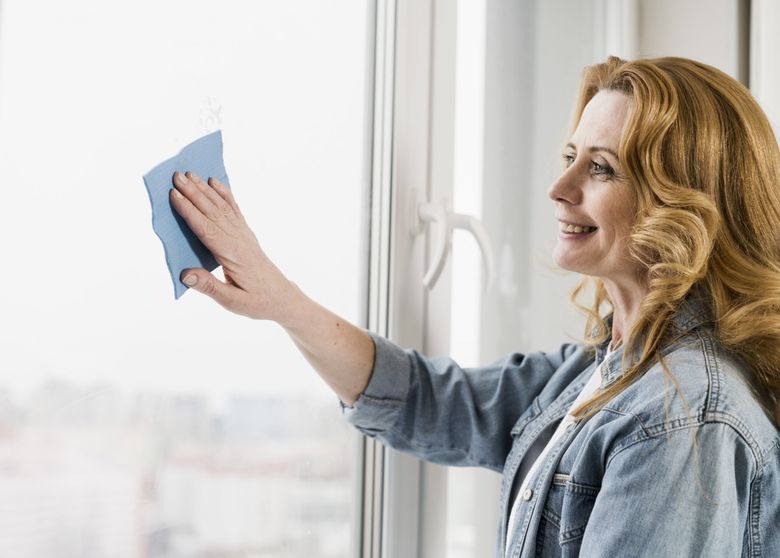 Top 5 trucuri grozave de curățare a ferestrelor pentru casa ta trucuri grozave de curatare a feresetrelor