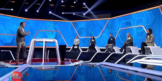Un arhitect, un analist de afaceri, o antreprenoare, un specialist în vânzări și un psihoterapeut intră în duelul pentru competiția ”Jocul cuvintelor cu Dan Negru”, în această seară, de la ora 22:30, la Kanal D!