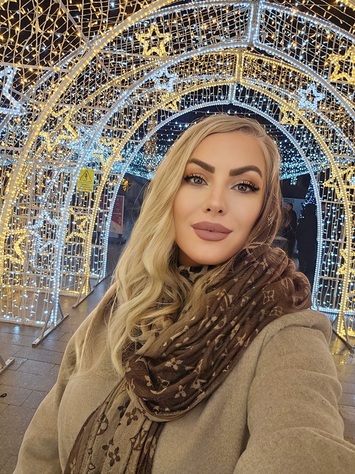 Ornela Pasăre