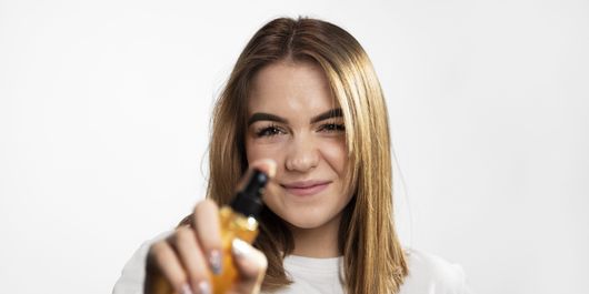 Top 5 cele mai bune uleiuri pentru un păr mai fin