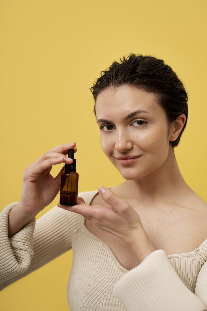 Remedii naturale pentru liniile fine