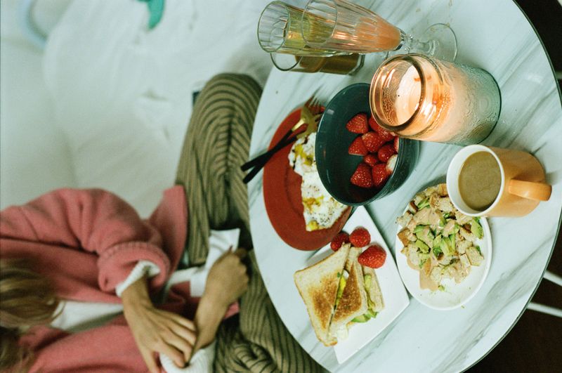 Cum să combini eficient alimentele pentru energie &icirc;ntreaga zi