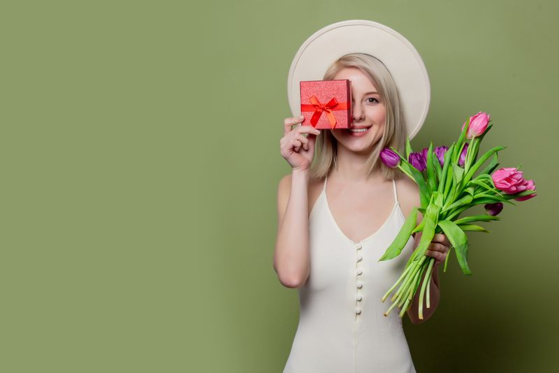 cadou cu ocazia zilei de 8 martie