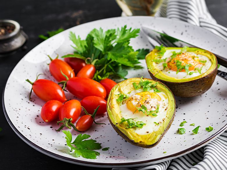 5 rețete delicioase cu avocado care te vor cuceri. Ce beneficii uimitoare are avocado