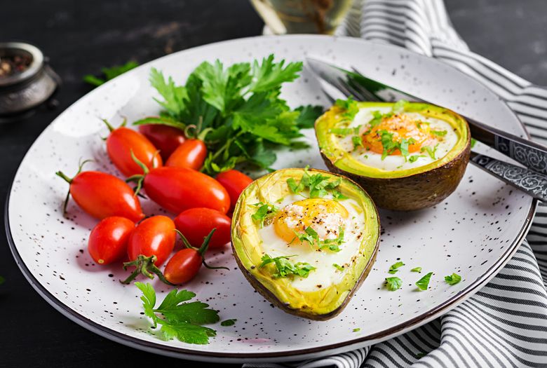 5 rețete delicioase cu avocado care te vor cuceri. Ce beneficii uimitoare are avocado